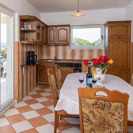 With Parking Space Orebic, Peljesac - 10160 奥瑞比克